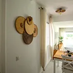 Stylish Boho Chic 10 Min Walk From شقة