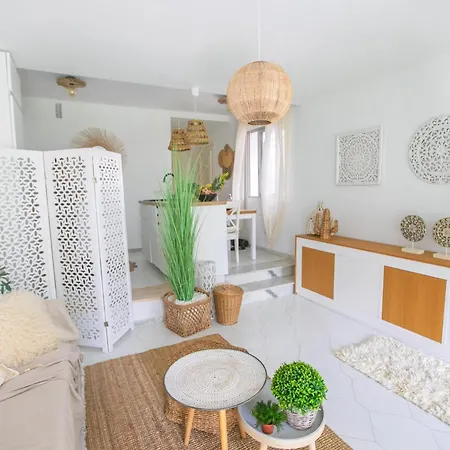 Stylish Boho Chic 10 Min Walk From Apartment MIJAS COSTA
